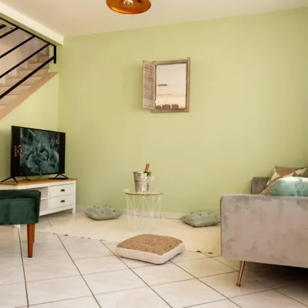 Apartment Les Bambous Terrasse, Parking Gratuit, Centre *